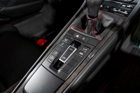 Porsche 911 SPEEDSTER. 1 OF 1948 EXAMPLES. SPORTS CHRONO. CARBON FIBRE INTERIOR. BOSE. 44