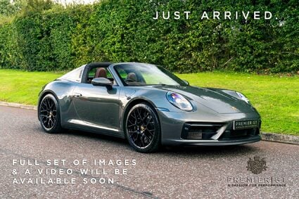 Porsche 911 TARGA 4 GTS PDK. WARRANTY. TRUFFLE BROWN INTERIOR. SPORTS SEATS. LIFT. BOSE