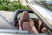 Porsche 911 TARGA 4 GTS PDK. WARRANTY. TRUFFLE BROWN INTERIOR. SPORTS SEATS. LIFT. BOSE 8