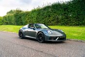 Porsche 911 TARGA 4 GTS PDK. WARRANTY. TRUFFLE BROWN INTERIOR. SPORTS SEATS. LIFT. BOSE 4