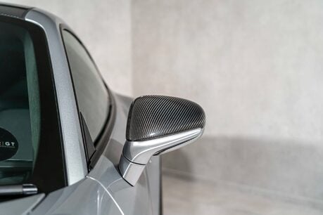 Porsche 911 GT3 TOURING. SPORTS CHRONO PACK. MATTE CARBON INTERIOR. LIFT. PCCBS. BOSE. 44