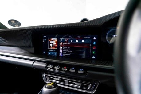 Porsche 911 GT3 TOURING. SPORTS CHRONO PACK. MATTE CARBON INTERIOR. LIFT. PCCBS. BOSE. 31