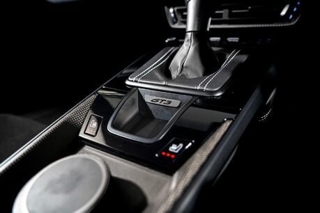 Porsche 911 GT3 TOURING. SPORTS CHRONO PACK. MATTE CARBON INTERIOR. LIFT. PCCBS. BOSE. 20