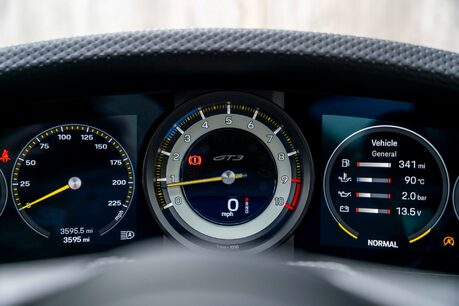 Porsche 911 GT3 TOURING. SPORTS CHRONO PACK. MATTE CARBON INTERIOR. LIFT. PCCBS. BOSE. 10