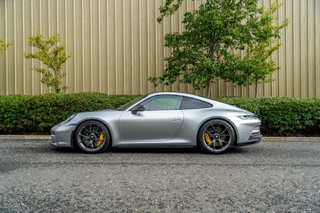 Porsche 911 GT3 TOURING. SPORTS CHRONO PACK. MATTE CARBON INTERIOR. LIFT. PCCBS. BOSE. 2