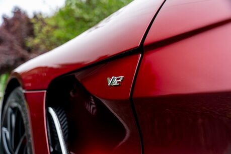 Aston Martin Vantage V12. 1 OF 333. OVER £45K IN OPTIONS. LIGHTWEIGHT PACKAGE. LIVERY PACKAGE. 6