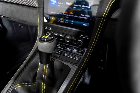 Porsche 718 SPYDER RS PDK. WEISSACH PACKAGE. CERAMIC BRAKES. LIFT. BOSE. 34