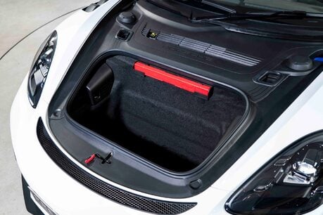 Porsche 718 SPYDER RS PDK. WEISSACH PACKAGE. CERAMIC BRAKES. LIFT. BOSE. 72