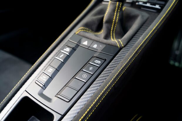 Porsche 718 SPYDER RS PDK. WEISSACH PACKAGE. CERAMIC BRAKES. LIFT. BOSE. 4