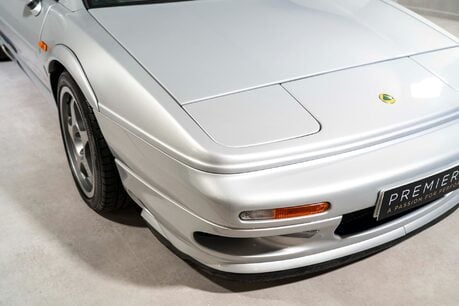Lotus Esprit SPORT 350. 1 OF 42 RHD. SUPERB EXAMPLE. COMPREHENSIVE HISTORY. FRONT PPF 31