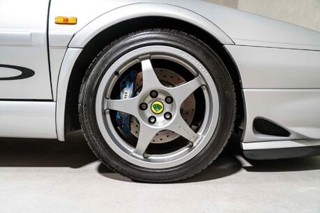 Lotus Esprit SPORT 350. 1 OF 42 RHD. SUPERB EXAMPLE. COMPREHENSIVE HISTORY. FRONT PPF 10