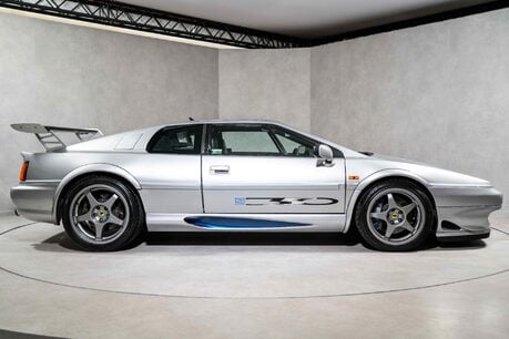 Lotus Esprit SPORT 350. 1 OF 42 RHD. SUPERB EXAMPLE. COMPREHENSIVE HISTORY. FRONT PPF 8