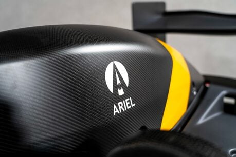 Ariel Atom 4 R 400 BHP. OVER £55K IN EXTRAS. 6-SPEED SEQUENTIAL. CARBON WHEELS & PANELS. 32