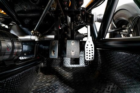 Ariel Atom 4 R 400 BHP. OVER £55K IN EXTRAS. 6-SPEED SEQUENTIAL. CARBON WHEELS & PANELS. 47