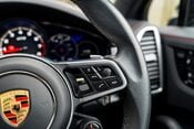 Porsche Cayenne GTS. CARBON INTERIOR PACK. GTS INTERIOR PACK. BOSE. PANORAMIC ROOF. 26