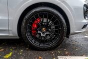Porsche Cayenne GTS. CARBON INTERIOR PACK. GTS INTERIOR PACK. BOSE. PANORAMIC ROOF. 9