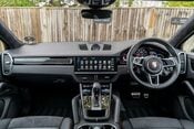 Porsche Cayenne GTS. CARBON INTERIOR PACK. GTS INTERIOR PACK. BOSE. PANORAMIC ROOF. 11
