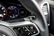 Porsche Cayenne GTS. CARBON INTERIOR PACK. GTS INTERIOR PACK. BOSE. PANORAMIC ROOF. 28