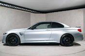 BMW M4 COMPETITION. M COMPETITION PACK. CARBON INT & EXT. HUD. HARMAN/KARDON AUDIO 7