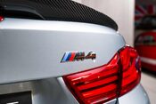 BMW M4 COMPETITION. M COMPETITION PACK. CARBON INT & EXT. HUD. HARMAN/KARDON AUDIO 33