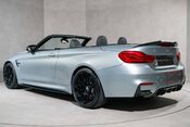 BMW M4 COMPETITION. M COMPETITION PACK. CARBON INT & EXT. HUD. HARMAN/KARDON AUDIO 4