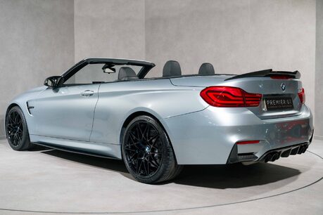 BMW M4 COMPETITION. M COMPETITION PACK. CARBON INT & EXT. HUD. HARMAN/KARDON AUDIO 4