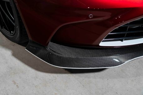 Aston Martin Vantage V12. 1 OF 333. OVER £45K IN OPTIONS. LIGHTWEIGHT PACKAGE. LIVERY PACKAGE. 54