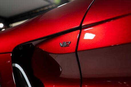 Aston Martin Vantage V12. 1 OF 333. OVER £45K IN OPTIONS. LIGHTWEIGHT PACKAGE. LIVERY PACKAGE. 48
