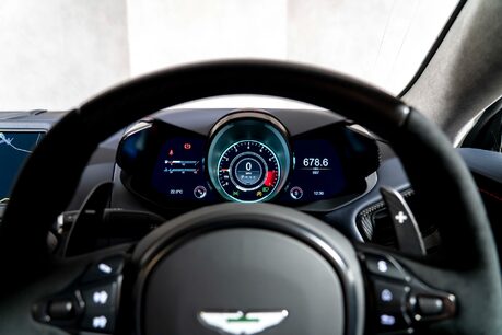 Aston Martin Vantage V12. 1 OF 333. OVER £45K IN OPTIONS. LIGHTWEIGHT PACKAGE. LIVERY PACKAGE. 24