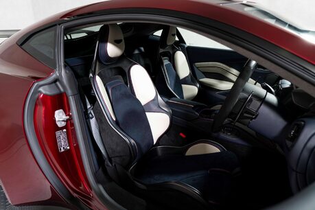 Aston Martin Vantage V12. 1 OF 333. OVER £45K IN OPTIONS. LIGHTWEIGHT PACKAGE. LIVERY PACKAGE. 17