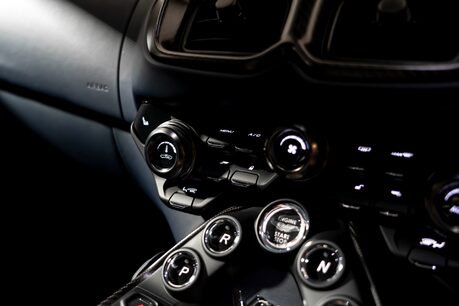 Aston Martin Vantage V12. 1 OF 333. OVER £45K IN OPTIONS. LIGHTWEIGHT PACKAGE. LIVERY PACKAGE. 42
