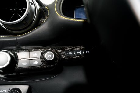 Ferrari 812 GTS MASSIVE SPEC. WARRANTY. PAINTED SHIELDS. CARBON INT & EXT. LIFT. CARPLAY. 31