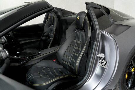 Ferrari 812 GTS MASSIVE SPEC. WARRANTY. PAINTED SHIELDS. CARBON INT & EXT. LIFT. CARPLAY. 18
