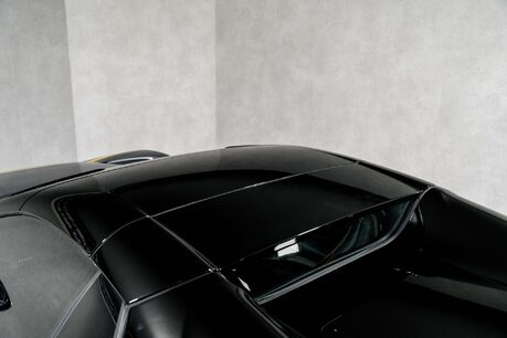 Ferrari 812 GTS MASSIVE SPEC. WARRANTY. PAINTED SHIELDS. CARBON INT & EXT. LIFT. CARPLAY. 55