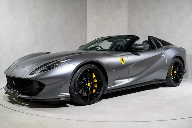 Ferrari 812 GTS MASSIVE SPEC. WARRANTY. PAINTED SHIELDS. CARBON INT & EXT. LIFT. CARPLAY. 1