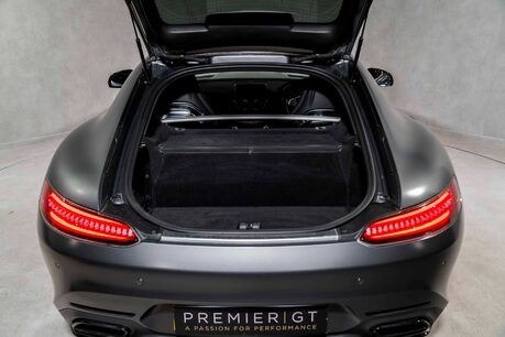 Mercedes-Benz Amg GT S EDITION 1. 1 OF 375. AERODYNAMIC PACKAGE. CARBON ROOF. 38