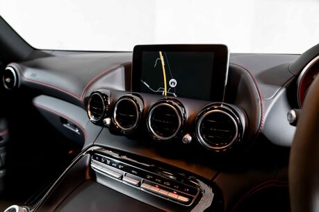 Mercedes-Benz Amg GT S EDITION 1. 1 OF 375. AERODYNAMIC PACKAGE. CARBON ROOF. 22