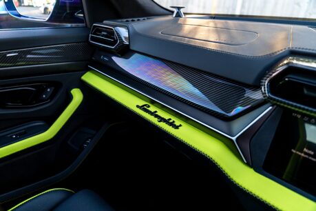 Lamborghini Urus SE. VAT Q. NEARLY £70K IN OPTIONS. AD PERSONAM EXTERIOR & INTERIOR. PPF 12