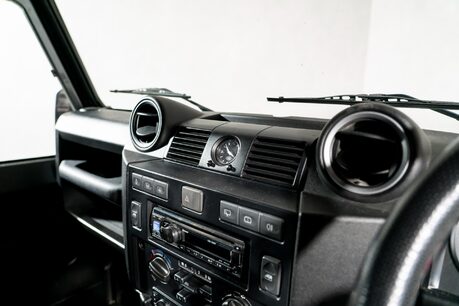 Land Rover Defender 90 TD XS STATION WAGON. COMPREHENSIVE LSH. VB AIR SUSPENSION. KHAN WHEELS. 23