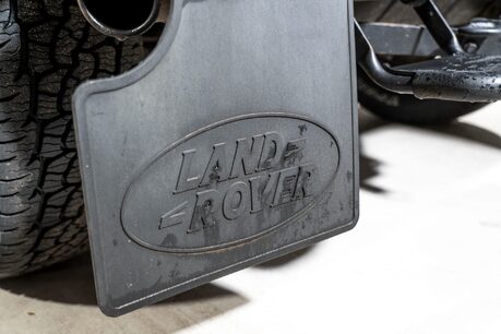 Land Rover Defender 90 TD XS STATION WAGON. COMPREHENSIVE LSH. VB AIR SUSPENSION. KHAN WHEELS. 44