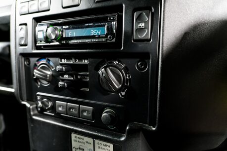 Land Rover Defender 90 TD XS STATION WAGON. COMPREHENSIVE LSH. VB AIR SUSPENSION. KHAN WHEELS. 26