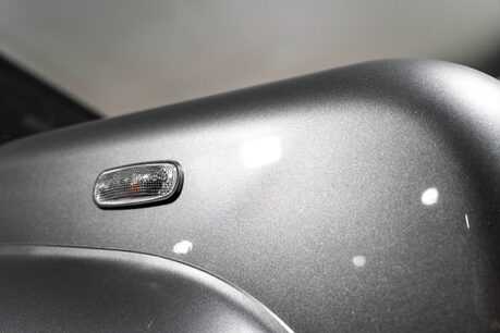 Land Rover Defender 90 TD XS STATION WAGON. COMPREHENSIVE LSH. VB AIR SUSPENSION. KHAN WHEELS. 39