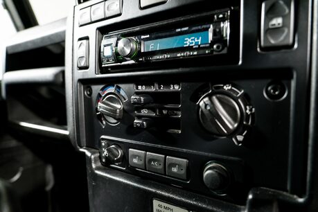 Land Rover Defender 90 TD XS STATION WAGON. COMPREHENSIVE LSH. VB AIR SUSPENSION. KHAN WHEELS. 25