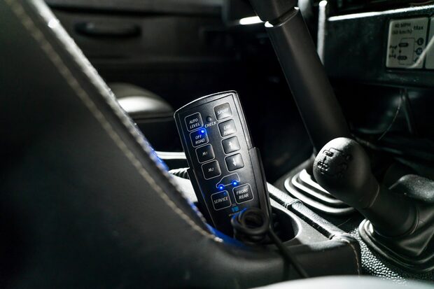 Land Rover Defender 90 TD XS STATION WAGON. COMPREHENSIVE LSH. VB AIR SUSPENSION. KHAN WHEELS. 3