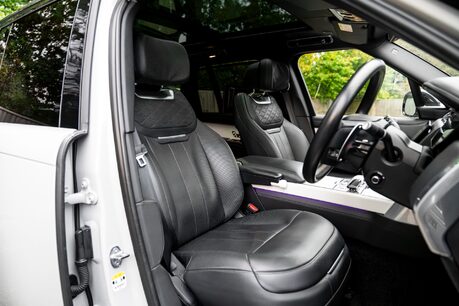 Land Rover Range Rover SV. HUGE SPEC. REAR SEAT ENTERTAINMENT. CERAMIC INTERIOR FINISHERS. 23S. 11