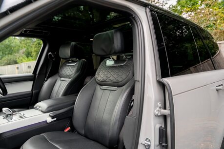 Land Rover Range Rover SV. HUGE SPEC. REAR SEAT ENTERTAINMENT. CERAMIC INTERIOR FINISHERS. 23S. 12