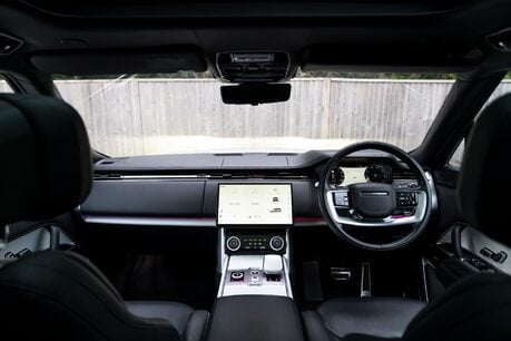 Land Rover Range Rover SV. HUGE SPEC. REAR SEAT ENTERTAINMENT. CERAMIC INTERIOR FINISHERS. 23S. 17