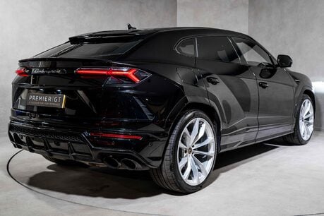 Lamborghini Urus V8. LAMBO WARRANTY UNTIL NOV. ADAS PACK. HEATED, COOLED & MASSAGE SEATS. 4