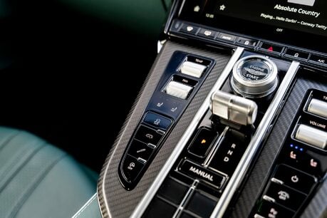 Aston Martin Vantage V8. MASSIVE SPEC. OVER £60K IN OPTIONS. DUOTONE INTERIOR. CERAMICS. B&O. 21