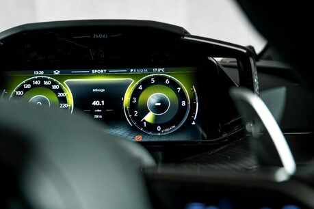 Aston Martin Vantage V8. NOW SOLD. SIMILAR REQUIRED. PLEASE CALL 01903 254800. 33